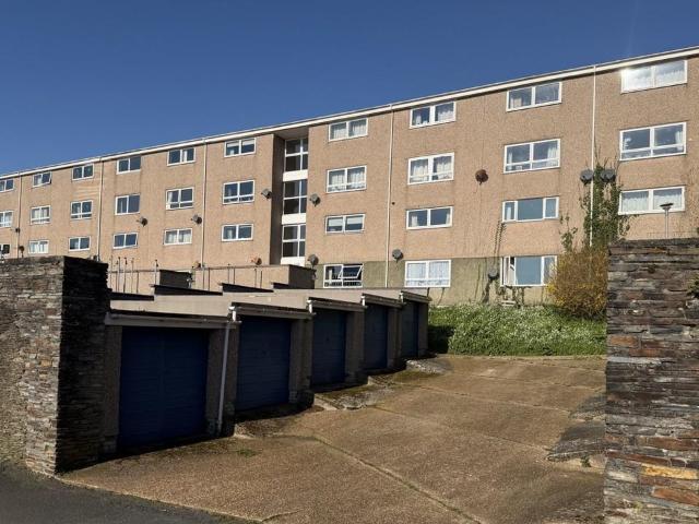 Flat for rent in Torpoint