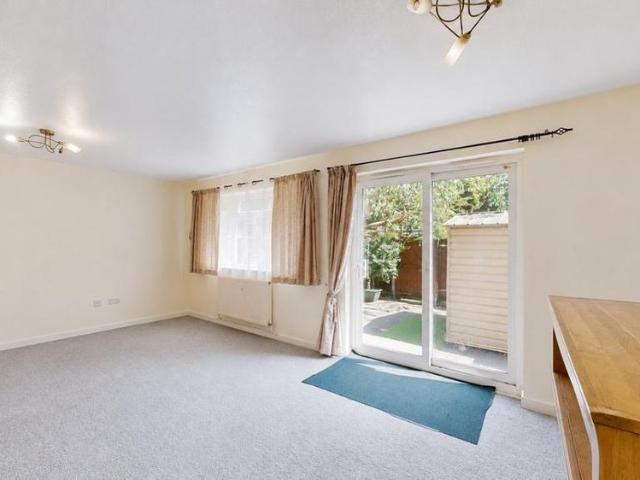 House for rent in Pinner, Greater London