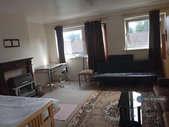 House for rent in Maryland, Greater London