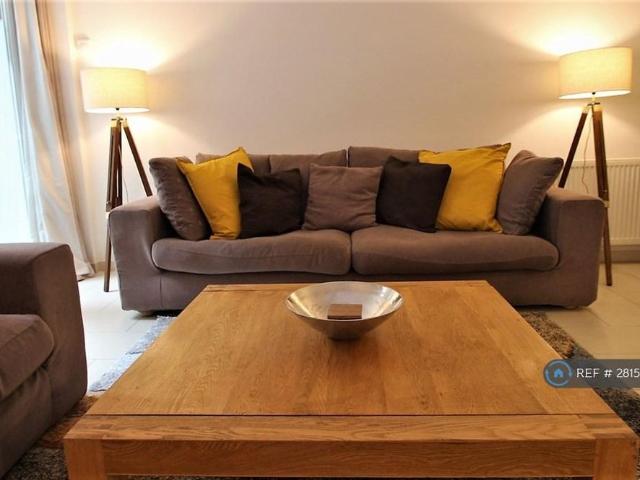 House for rent in Kennington, Greater London
