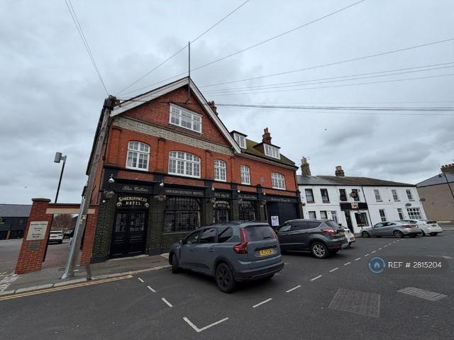 Flat for rent in North Shoebury, Alton Barnes