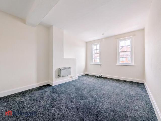 House for rent in Ashford, Spelthorne
