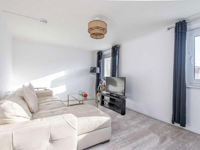 House for rent in Bow, Greater London