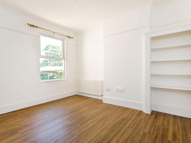Flat for rent in London Borough of Lewisham, Isle Of Man