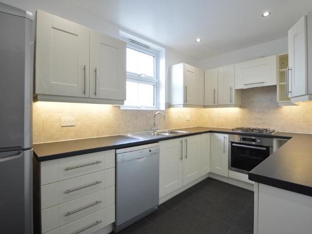 Flat for rent in Surbiton, Greater London