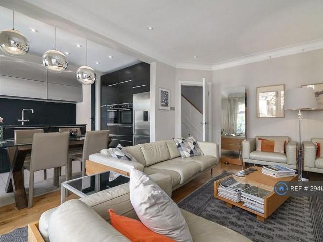 House for rent in London Borough of Hounslow, Greater London