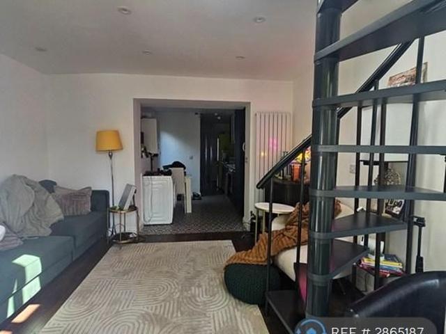 House for rent in Kursaal Estate, Alton Barnes