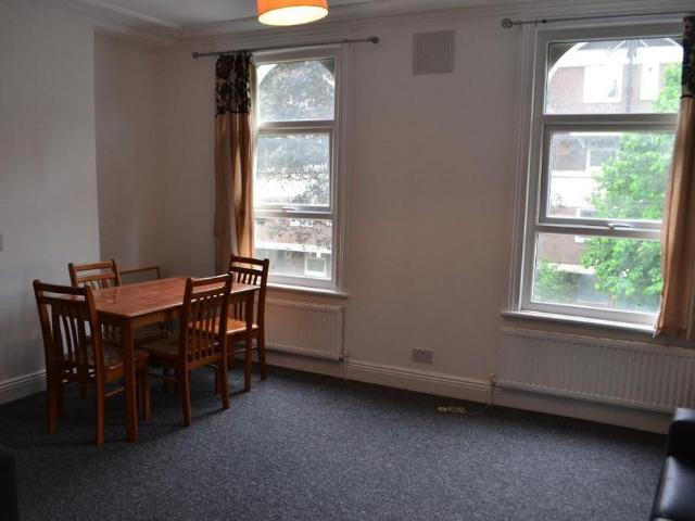 House for rent in Stockwell, Greater London