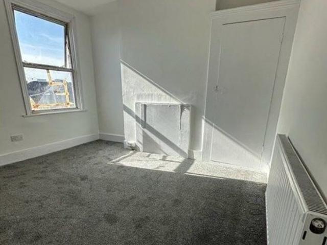House for rent in London Borough of Newham, Greater London