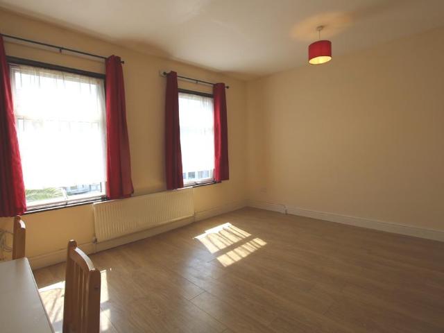 Flat for rent in Dollis Hill, Greater London
