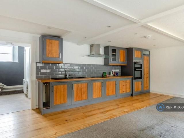 House for rent in Mount Ambrose, Cornwall