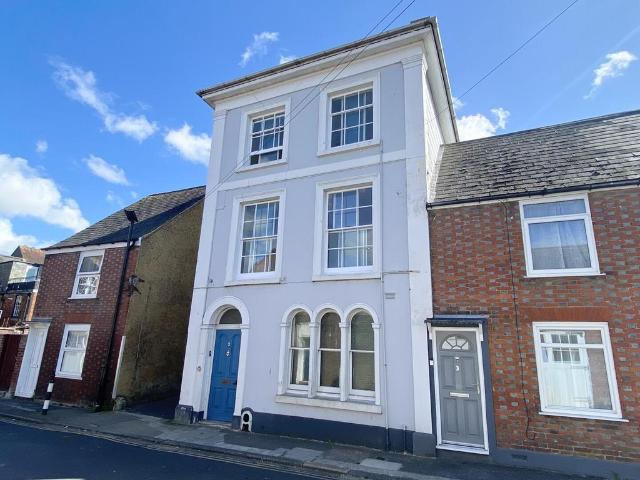 Flat for rent in Nodehill, Shide