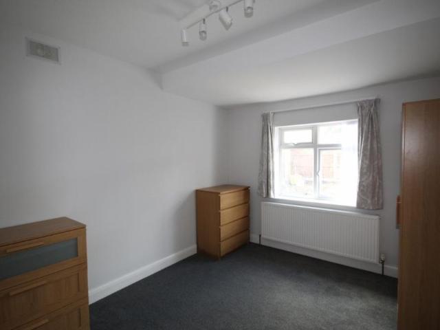 House for rent in Kenton, Greater London
