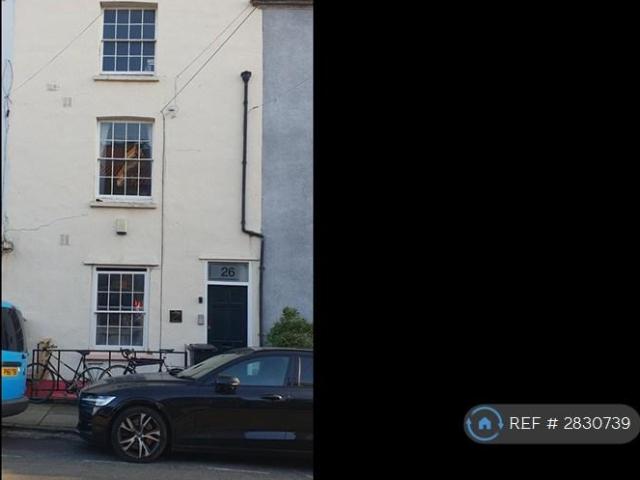 Flat for rent in Feckenham, Isle Of Man