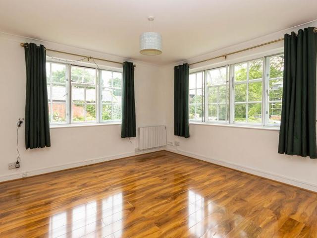 House for rent in St Albans, Five Acres