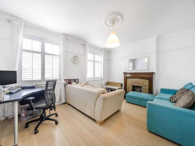 Flat for rent in Furzedown, Isle Of Man