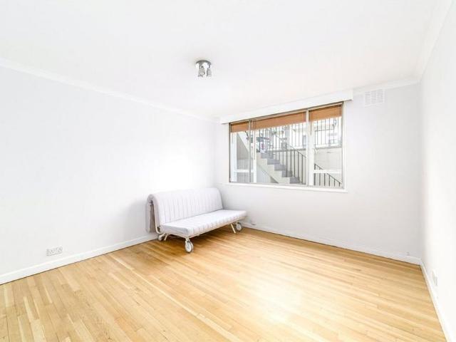 House for rent in Abbots Manor Estate, Greater London