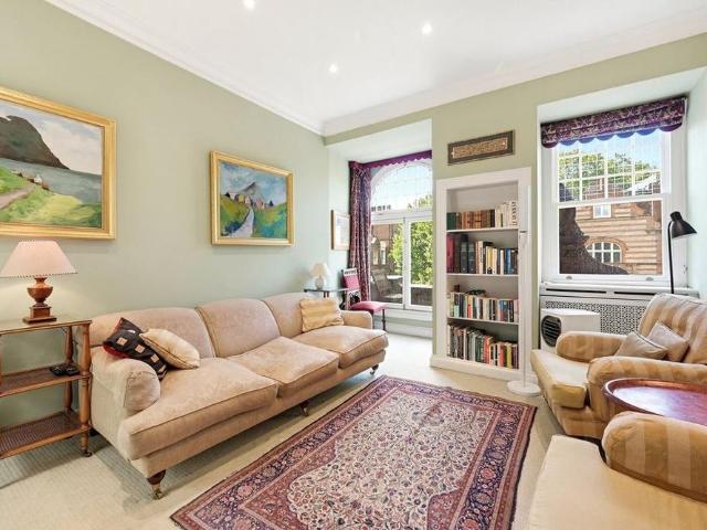 House for rent in Chelsea, Greater London