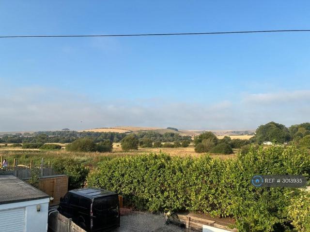 Flat for rent in Horsham, West Sussex