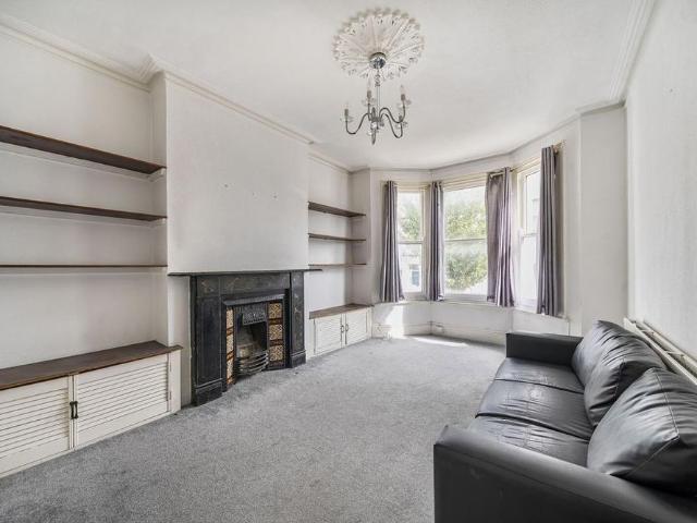 House for rent in London Borough of Hammersmith and Fulham, Greater London