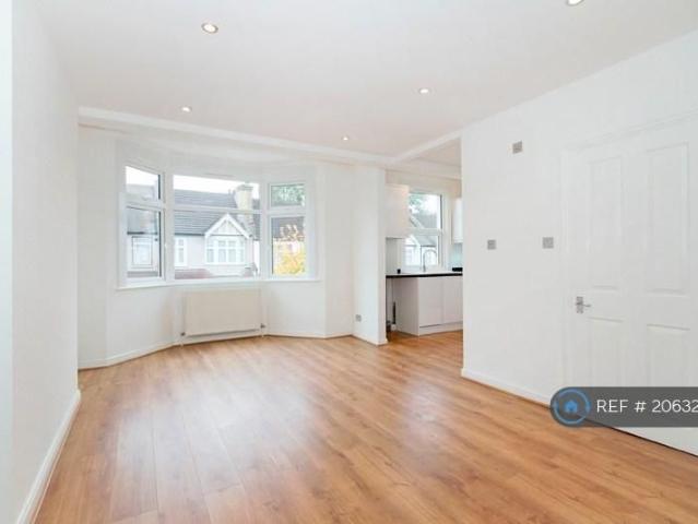 House for rent in London Borough of Merton, Collier's Wood