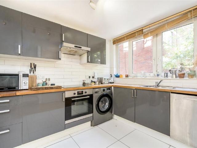 Flat for rent in Finsbury, Greater London