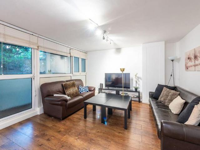House for rent in Earl's Court, Greater London