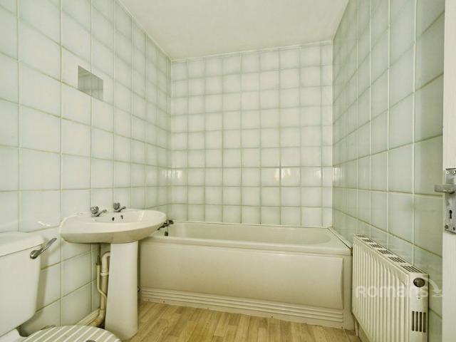 House for rent in Rodbourne, Swindon