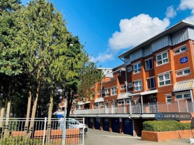Flat for rent in Calthorpe Fields, West Midlands