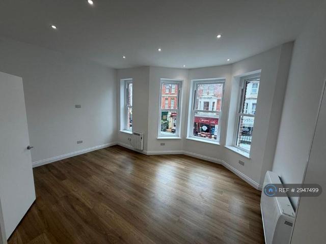 House for rent in Central, Heathlands