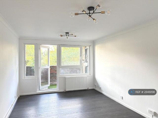 House for rent in Bromley-by-Bow, Bow