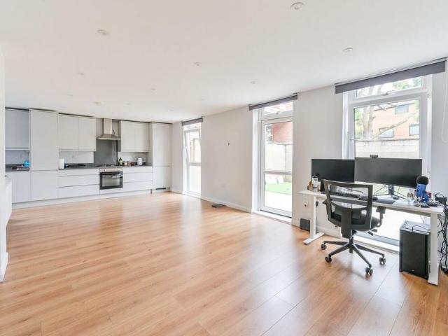 House for rent in St. John's Wood, Greater London