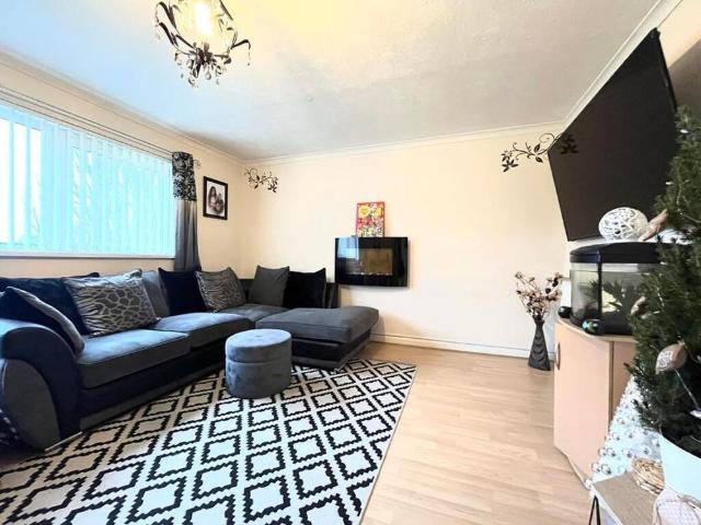 House for rent in Hill Park, Fareham