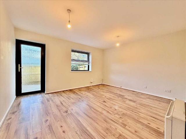 House for rent in Mount Wise