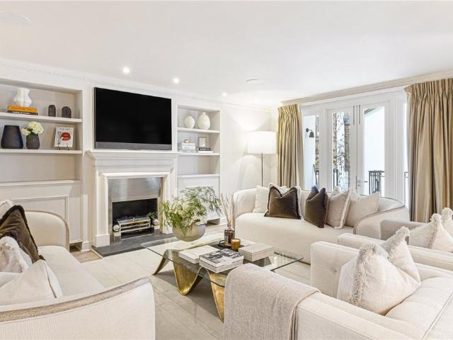Flat for rent in Chelsea, Greater London