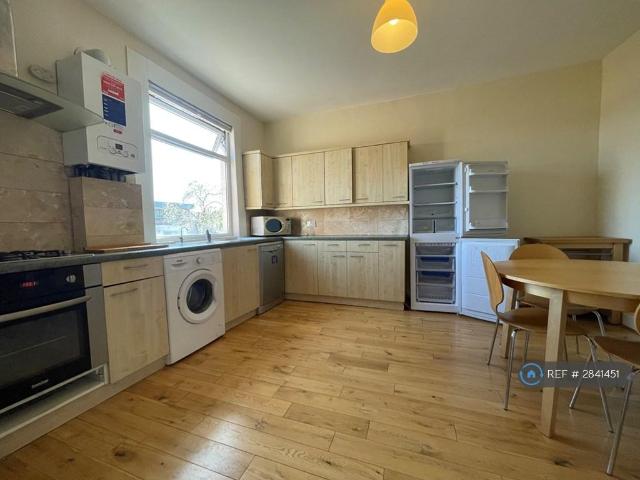 Flat for rent in Greater London