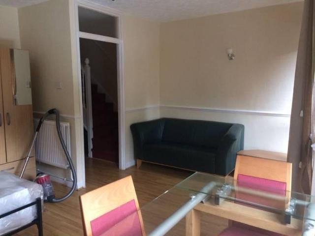 House for rent in Old Ford, Bow