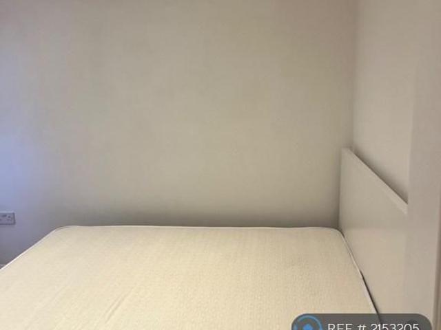 House for rent in Astley Estate, Greater London