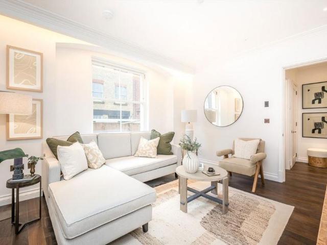 House for rent in Mayfair, Greater London