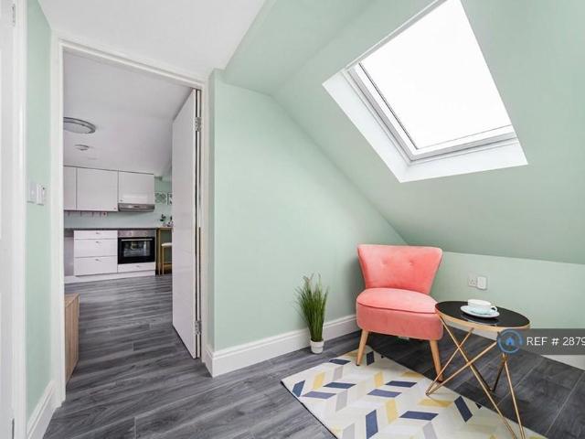 House for rent in Elmstead, Greater London