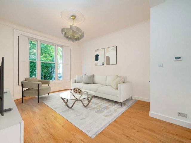 House for rent in Kensal Town, Bayswater