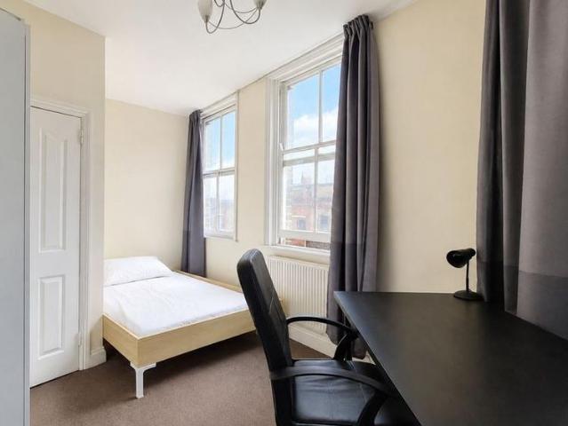 House for rent in Lyons, Greater London