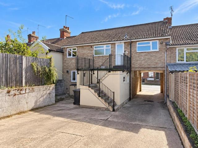 Flat for rent in Moreton Hall, West Suffolk