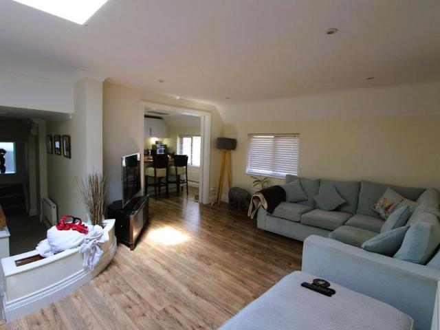 House for rent in Ditchling, Iford