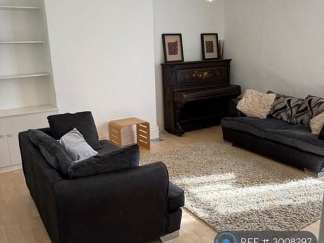 Apartment for rent in Avenues, Hull