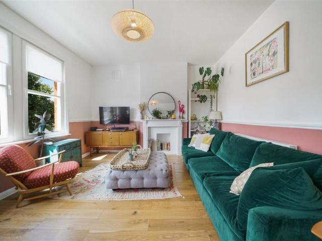 House for rent in London Borough of Lewisham, Greater London