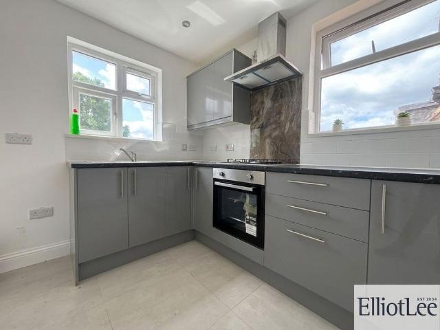 House for rent in London Borough of Ealing, Greenford