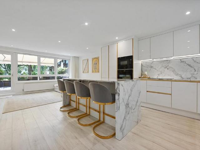 Flat for rent in Greater London