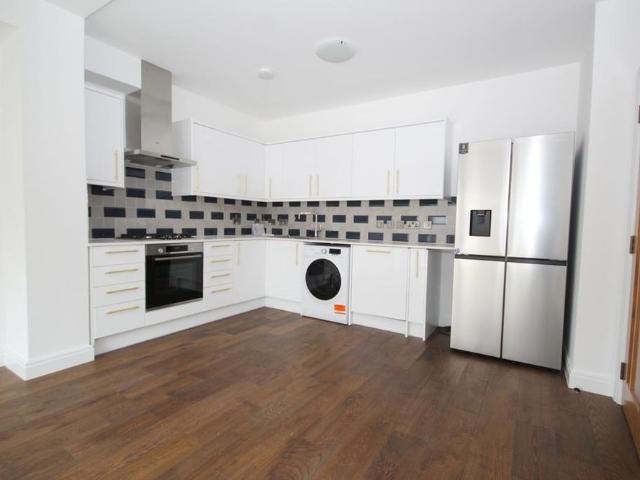 House for rent in Alperton, Greater London