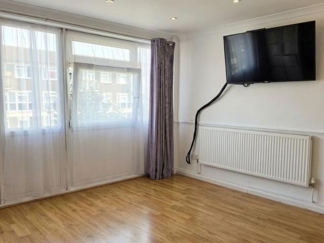 House for rent in Old Ford, Greater London